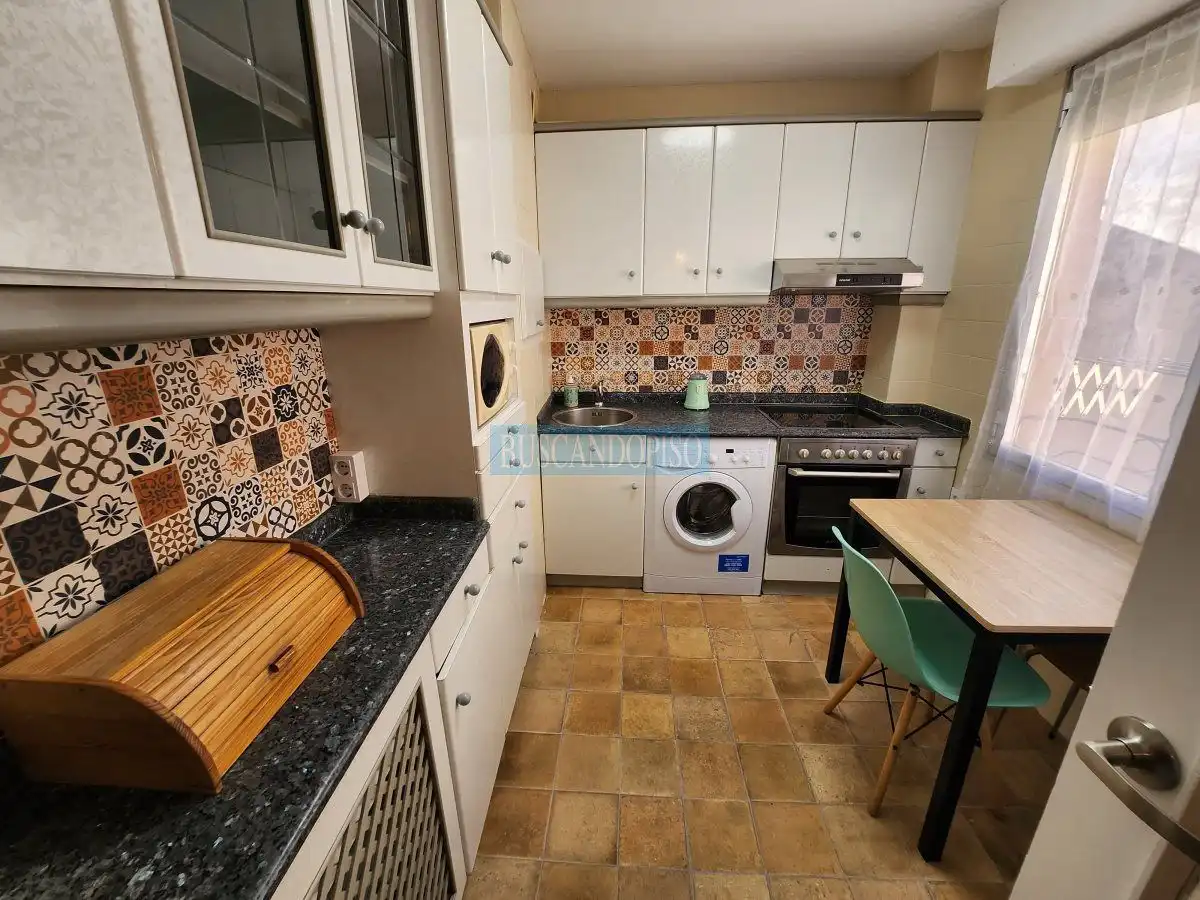 Cocina de Piso en venta en  Logroño con Aire acondicionado, Calefacción y Terraza