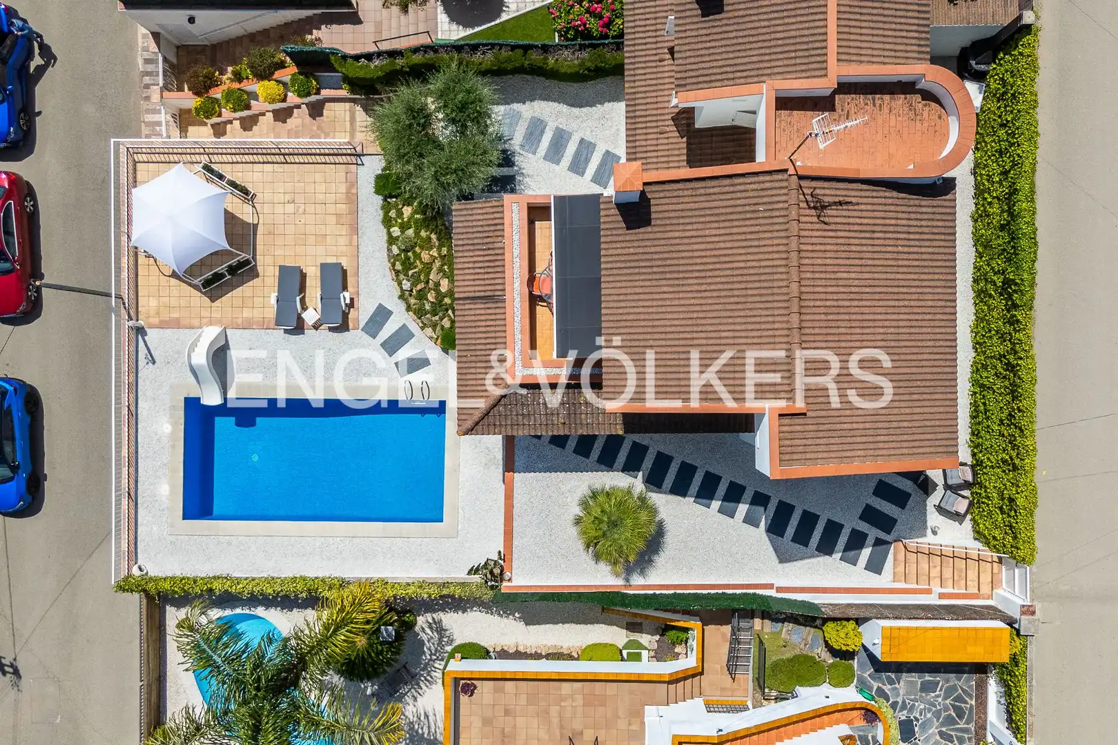 Vista exterior de Casa adosada en venda en Sant Pol de Mar amb Calefacció, Jardí privat i Traster
