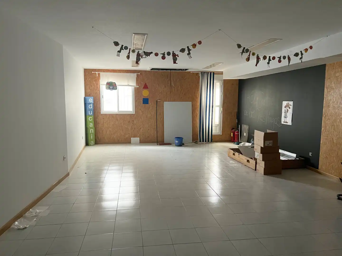 Geschaftsraum zur Miete in Murcia