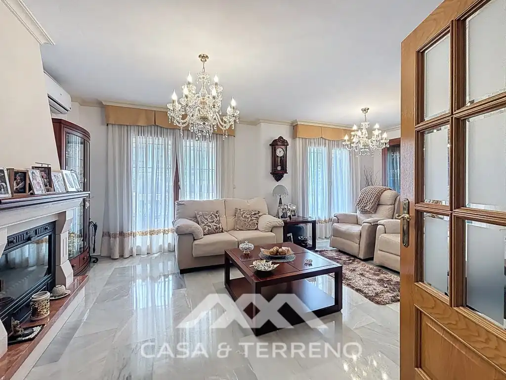 Vivienda con piscina en venta en Calle Rioja, imagen 4