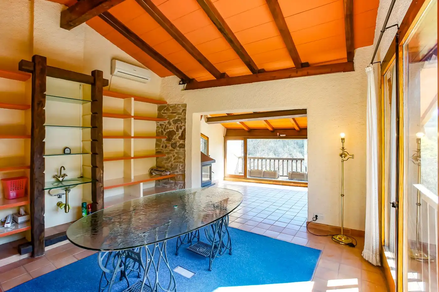 Comedor de Finca rústica en venta en Olot con Calefacción, Jardín privado y Terraza
