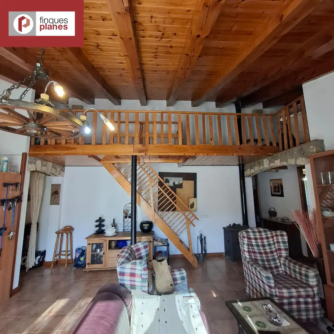 Houses for sale in Cabó  with Private garden and Furnished