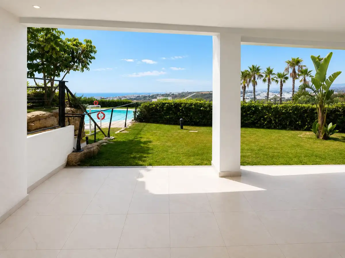 Apartament amb piscina en venda a Estepona Pueblo, imagen 2