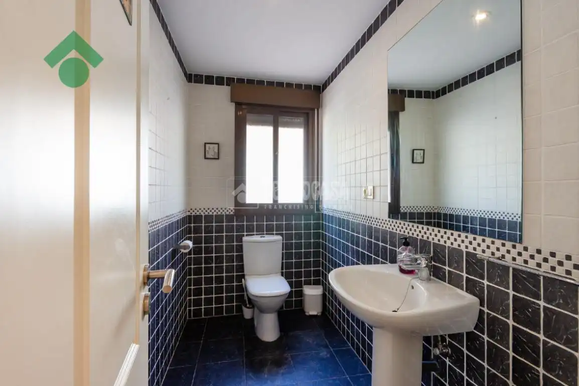 Baño de Casa o chalet en venta en Almuñécar con Jardín privado y Terraza