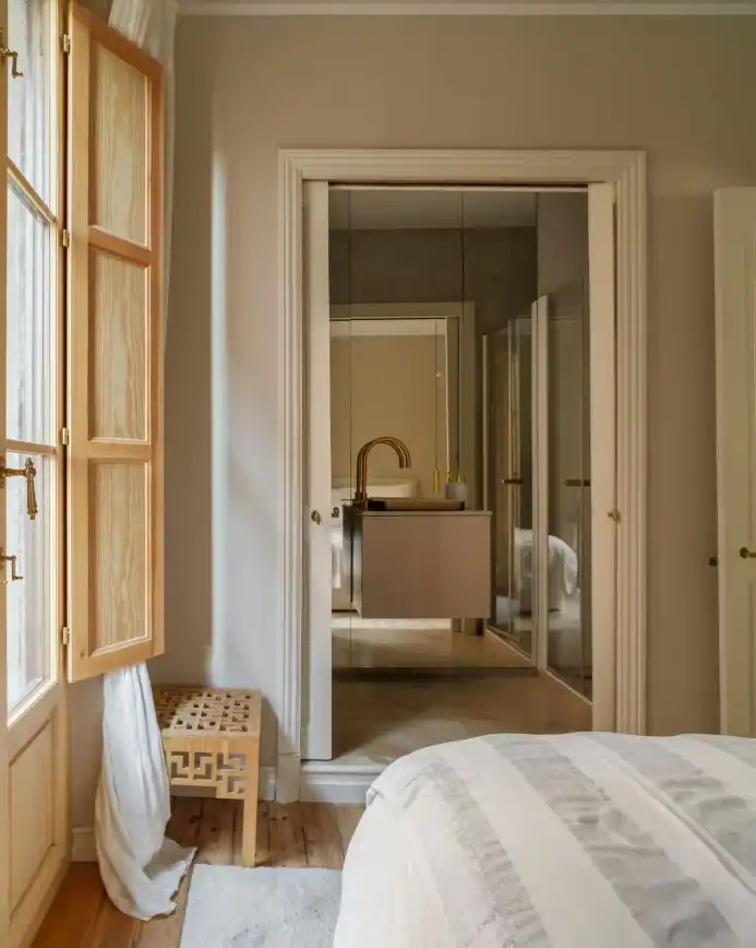Bathroom of Apartments for rent in Bilbao   with Air Conditioner, Heating and Parquet flooring