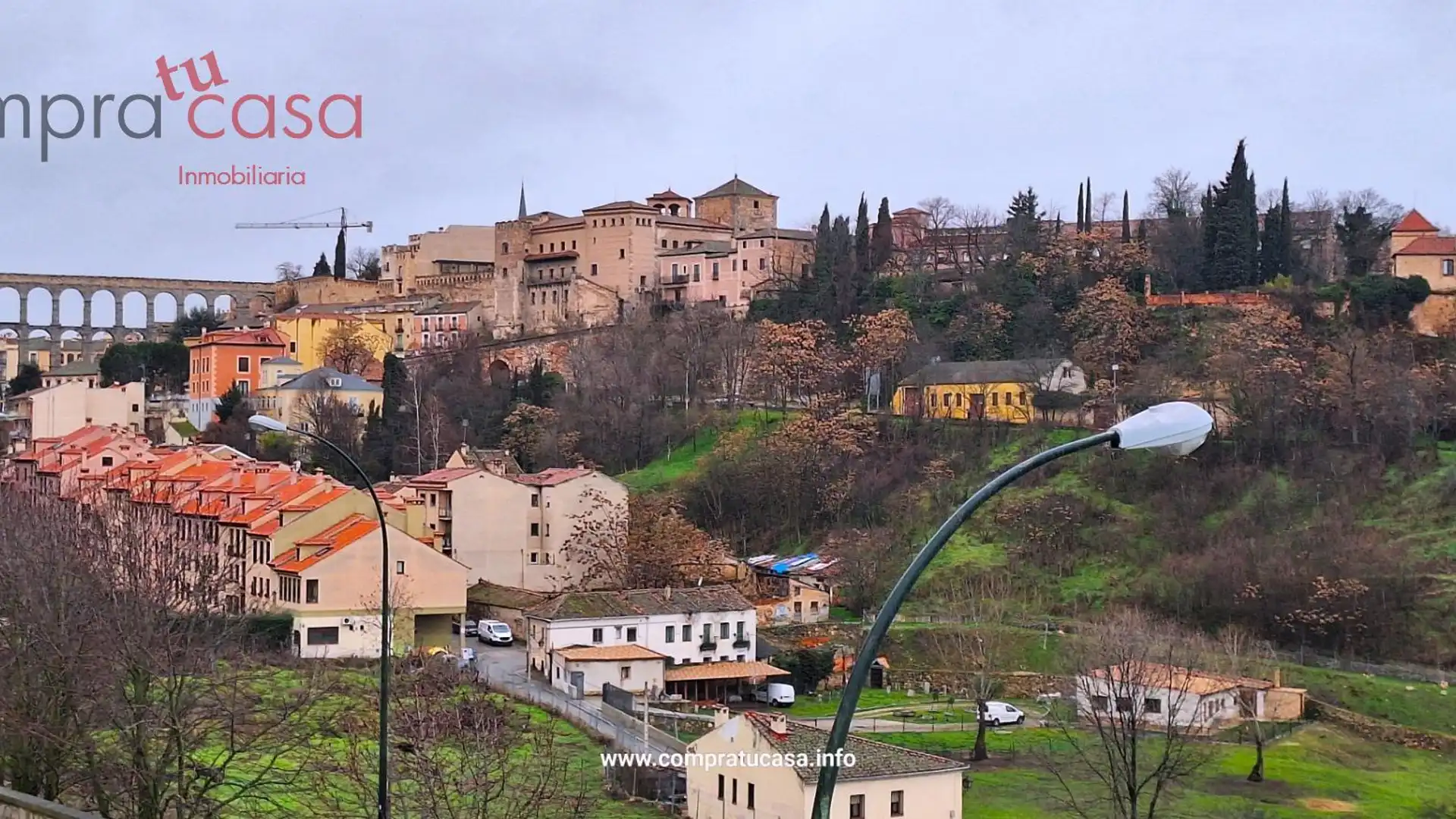 Vista exterior de Pis de lloguer en Segovia Capital amb Calefacció, Parquet i Terrassa