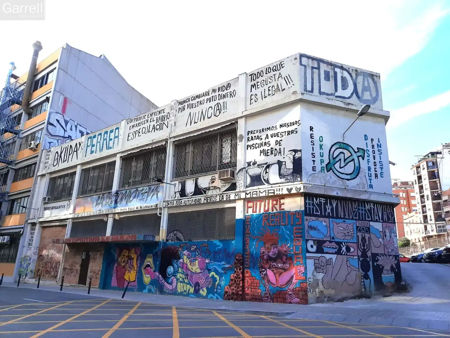 Industrial buildings for sale in CL DE LA GLORIA L'HOSPITALET DE LLOBREGAT (BARC, Santa Eulàlia