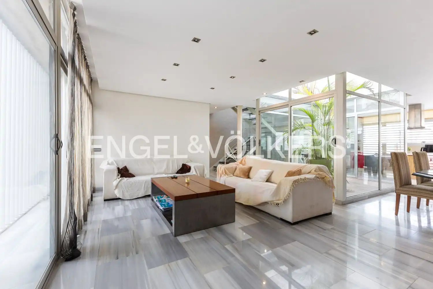 Sala de estar de Casa adosada en venta en Massamagrell con Aire acondicionado, Calefacción y Parquet