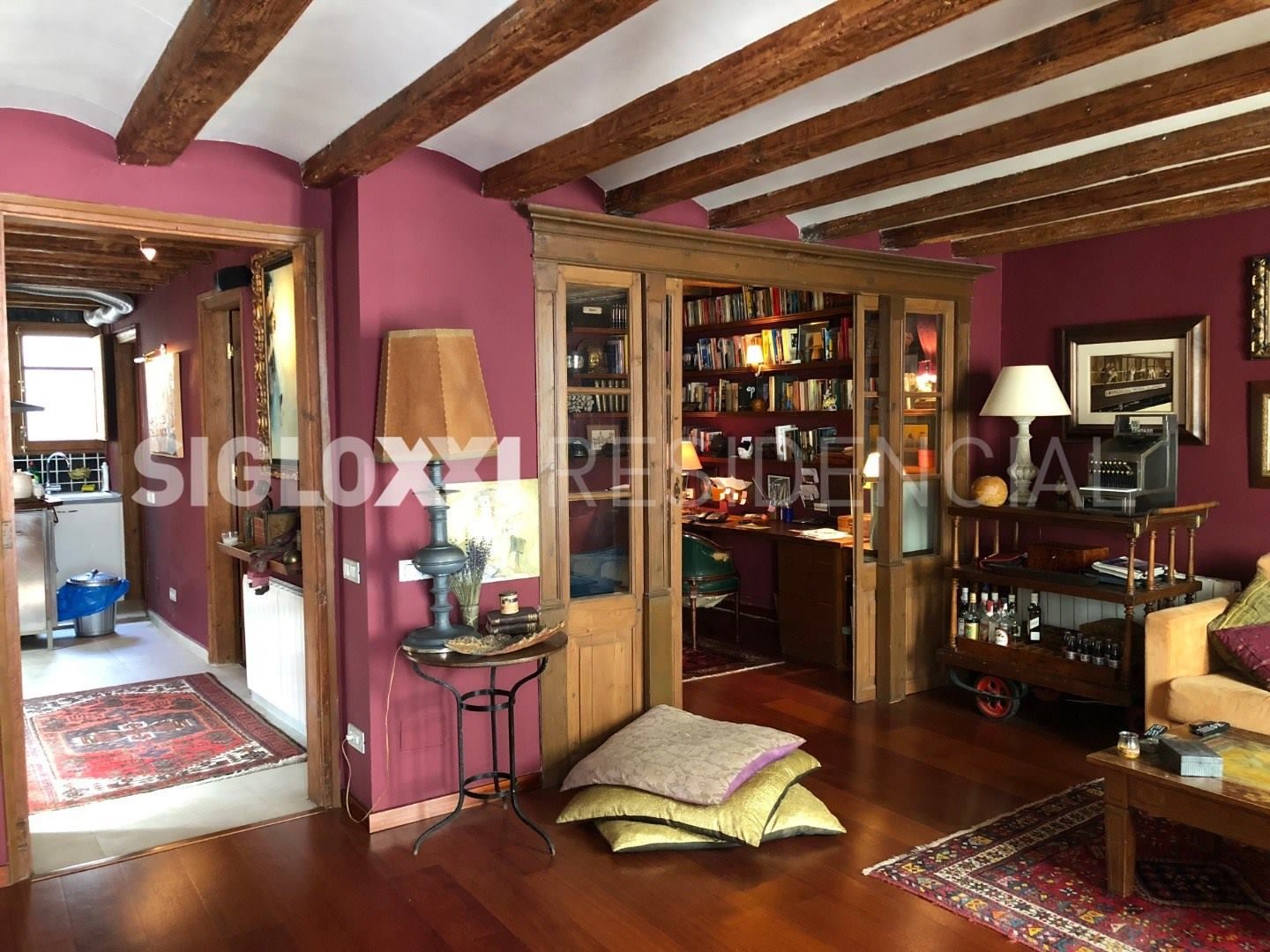 Living room of Flat for sale in  Barcelona Capital  with Air Conditioner, Heating and Balcony