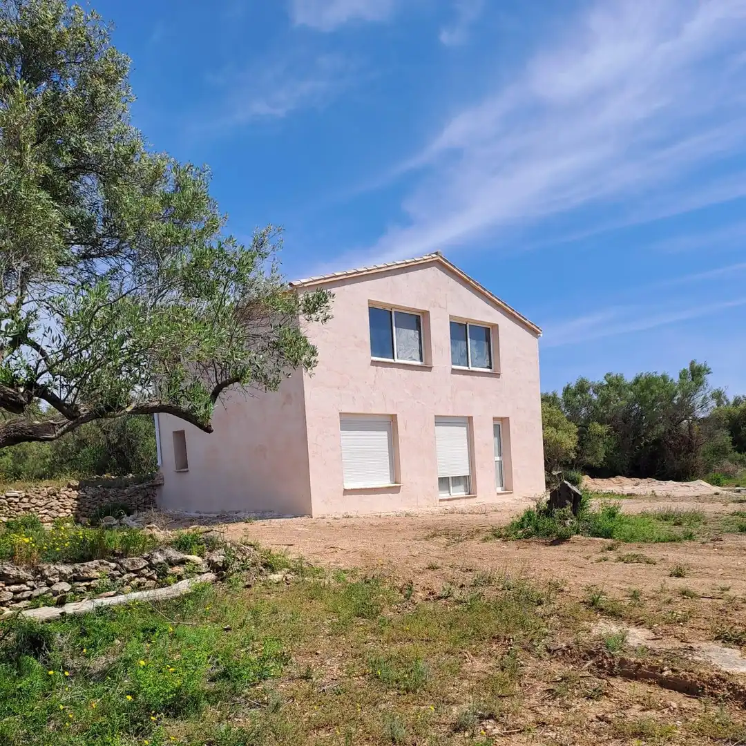 Exterior view of Country homes for sale in Tortosa