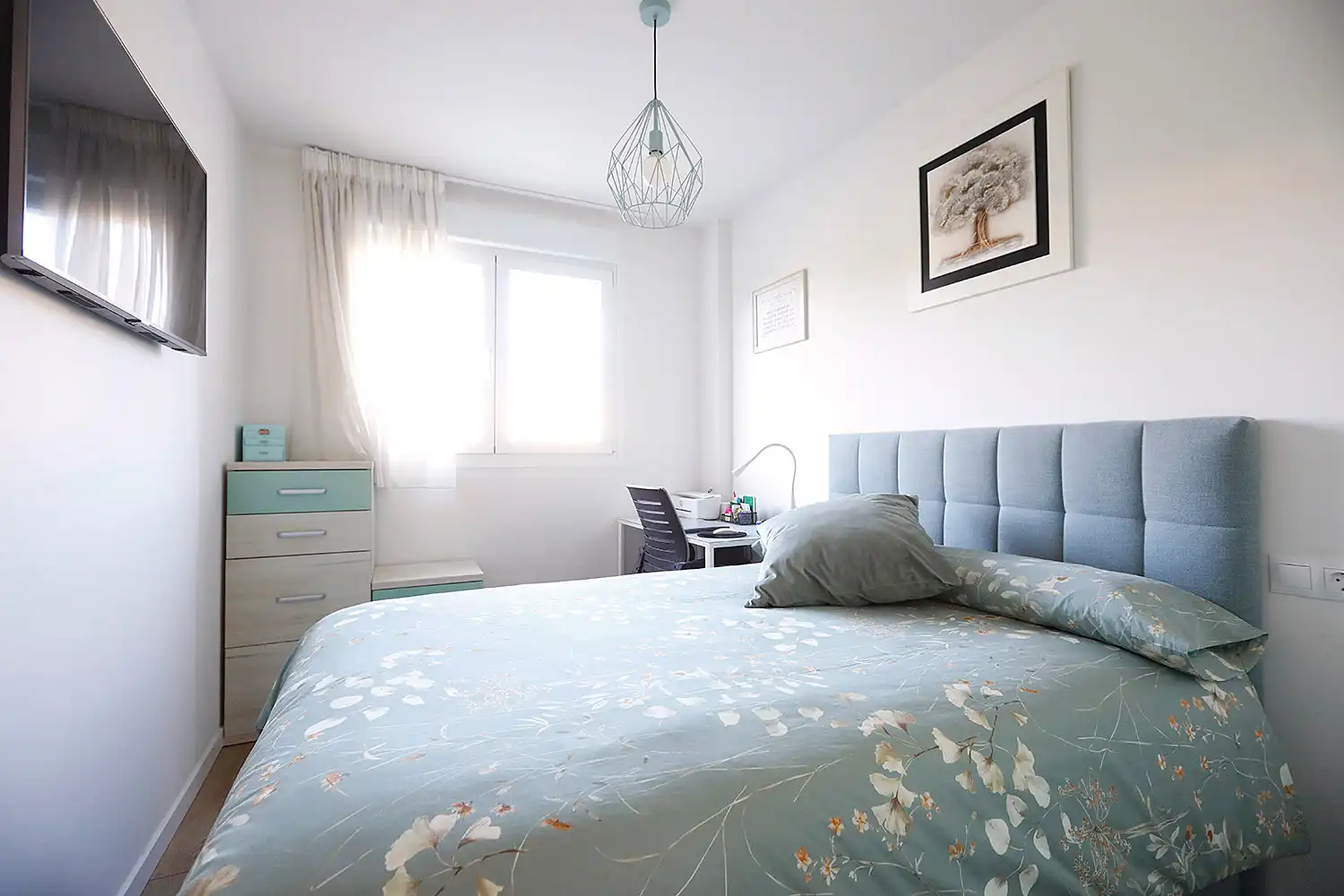 Dormitori de Dúplex en venda en Donostia - San Sebastián  amb Aire condicionat, Terrassa i Moblat