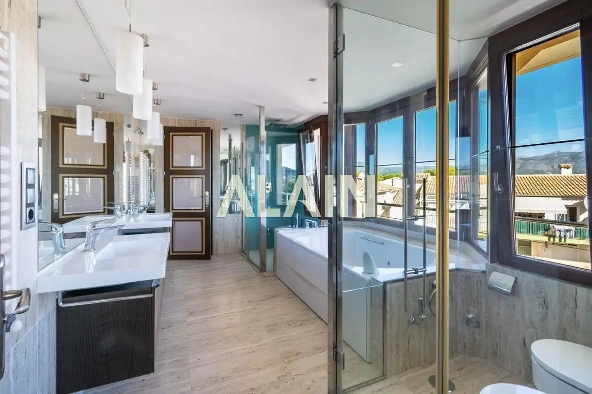 Baño de Casa o chalet en venta en L'Alfàs del Pi con Calefacción, Jardín privado y Terraza
