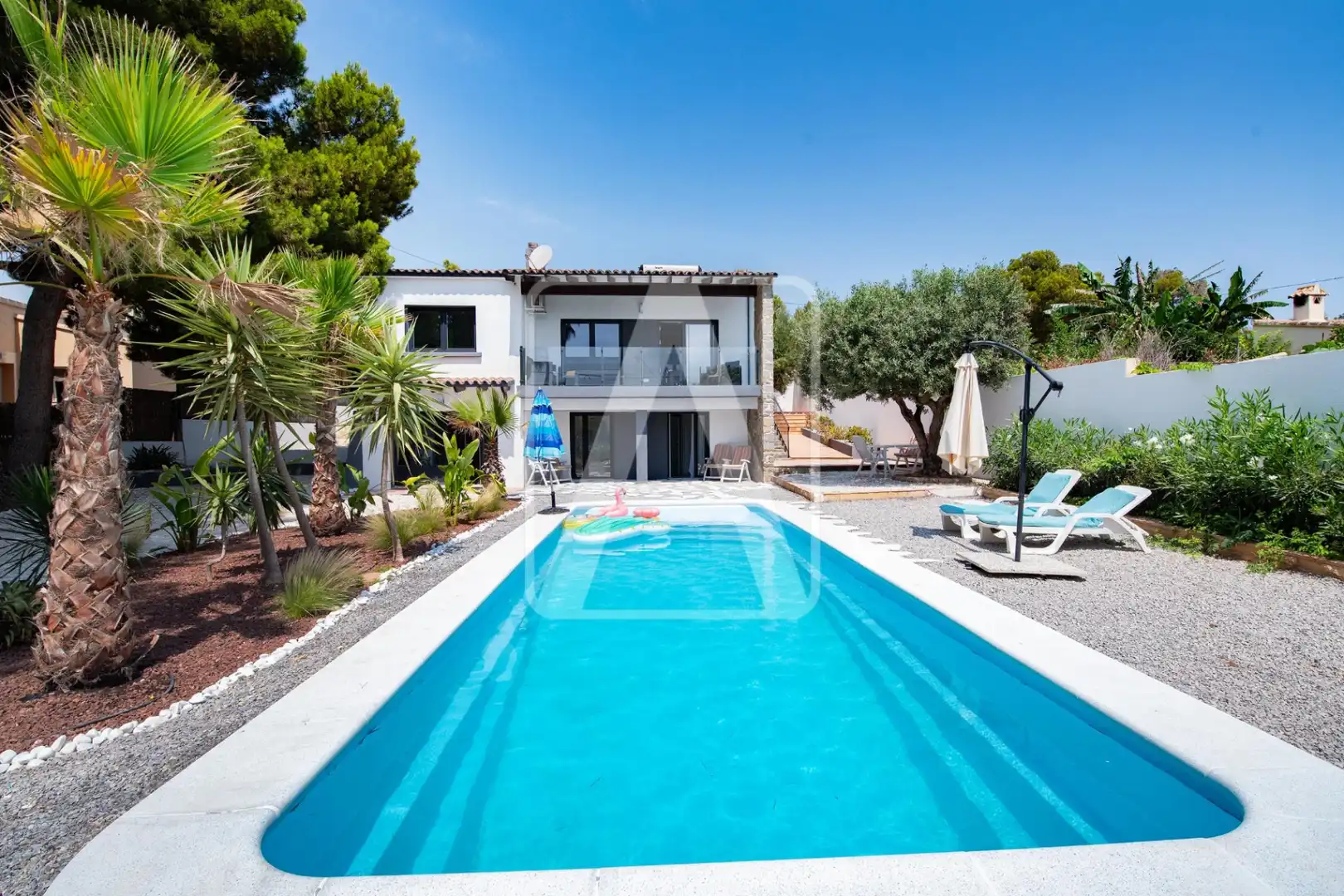 Chalet con piscina en venta en Marisol Park - Ortembach - Los Almendros, imagen 36