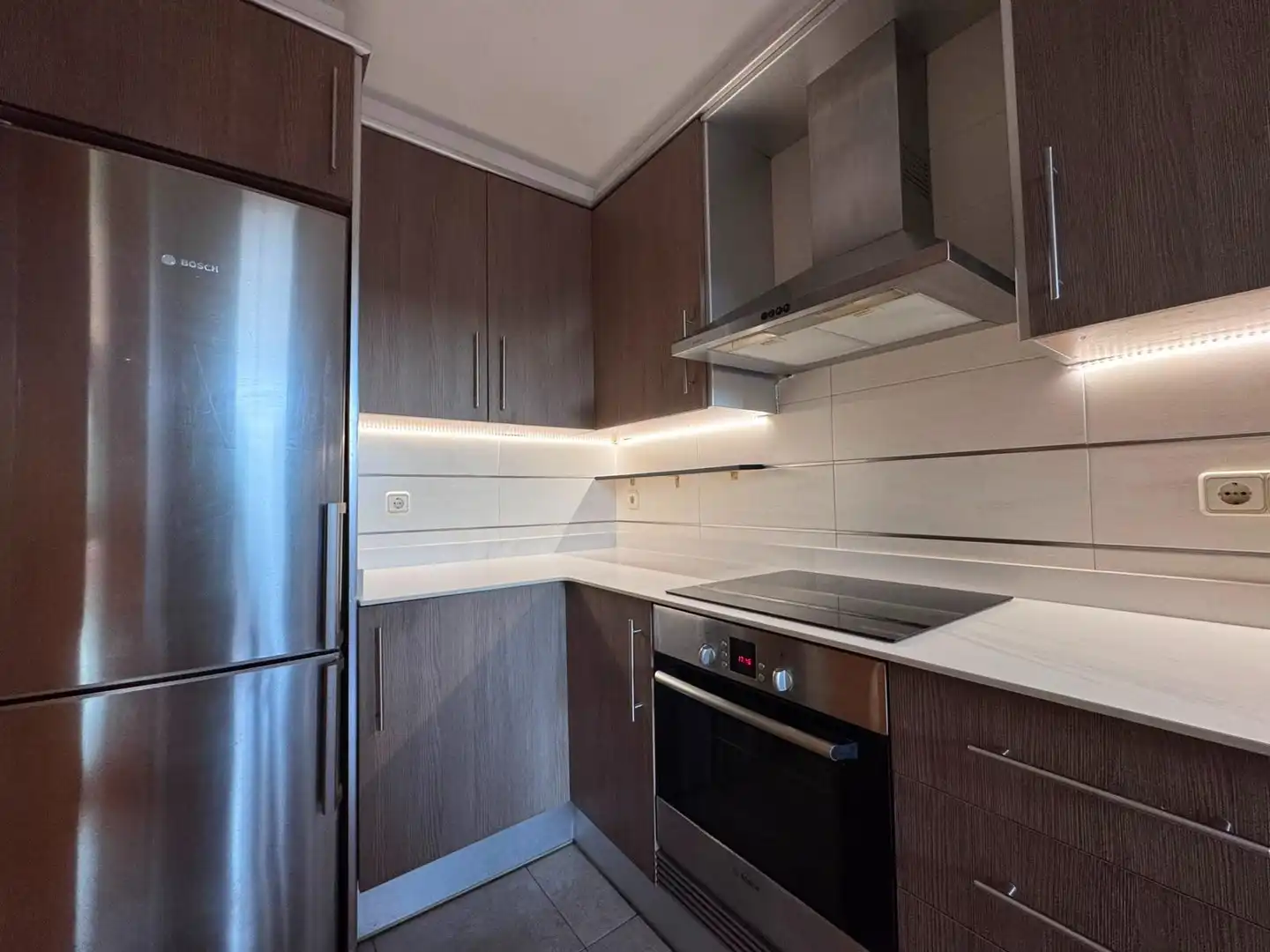 Küche von Wohnung zum Verkauf in Breda mit Klimaanlage, Heizung und Terrasse