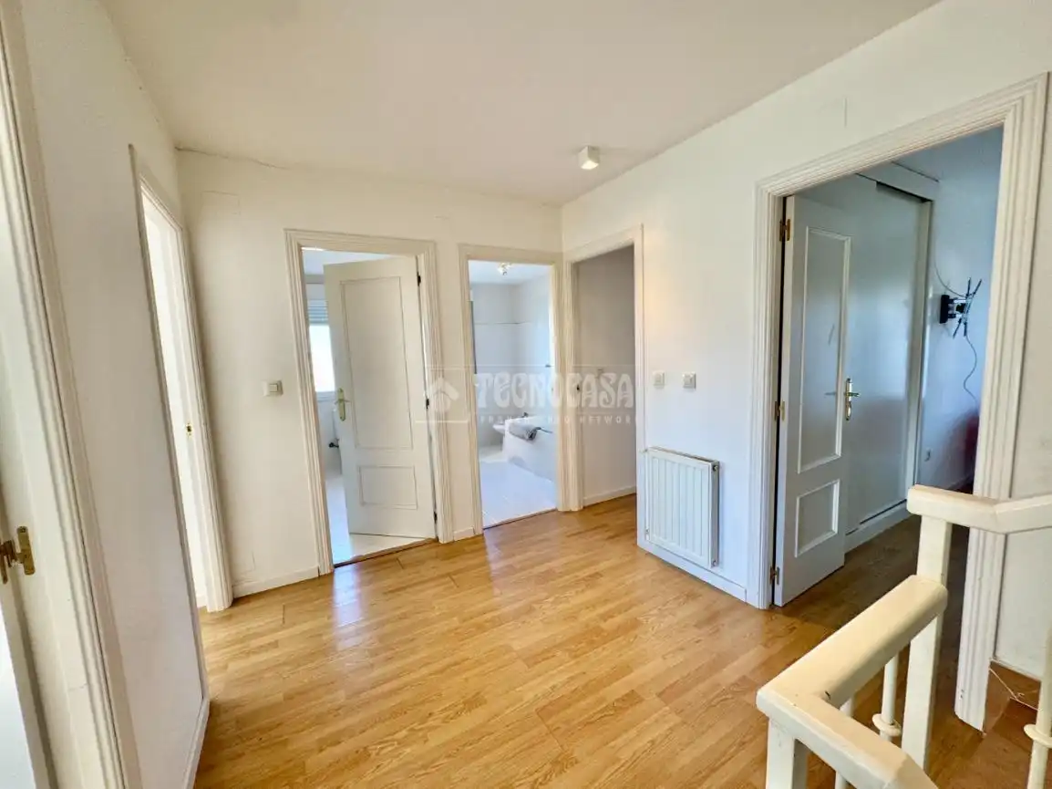 Habitación de Casa adosada en venta en Yunquera de Henares con Aire acondicionado y Calefacción