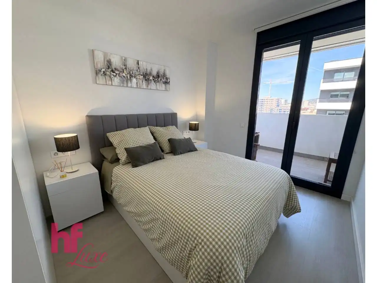 Schlafzimmer von Wohnung zum Verkauf in L'Hospitalet de Llobregat mit Klimaanlage, Heizung und Terrasse