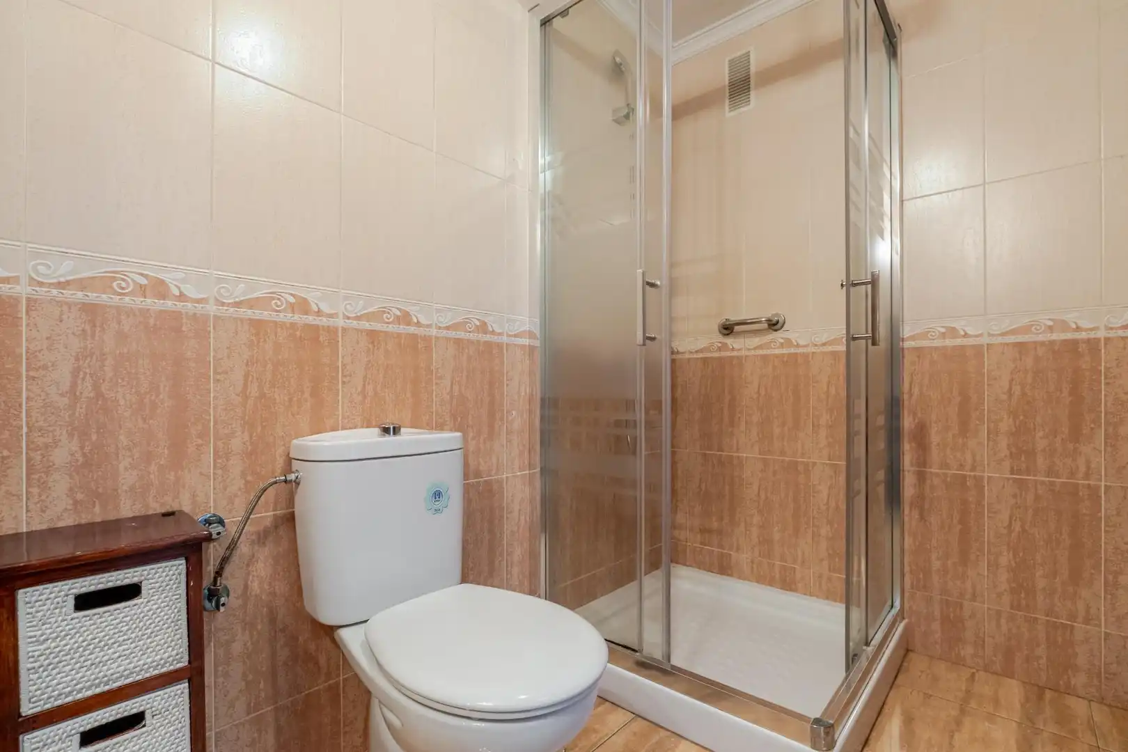 Baño de Piso en venta en Ingenio con Amueblado