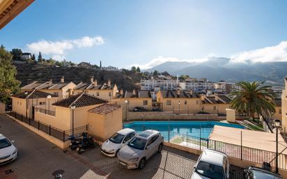 Exterior view of Single-family semi-detached for sale in Cenes de la Vega  with Microwave and Balcony