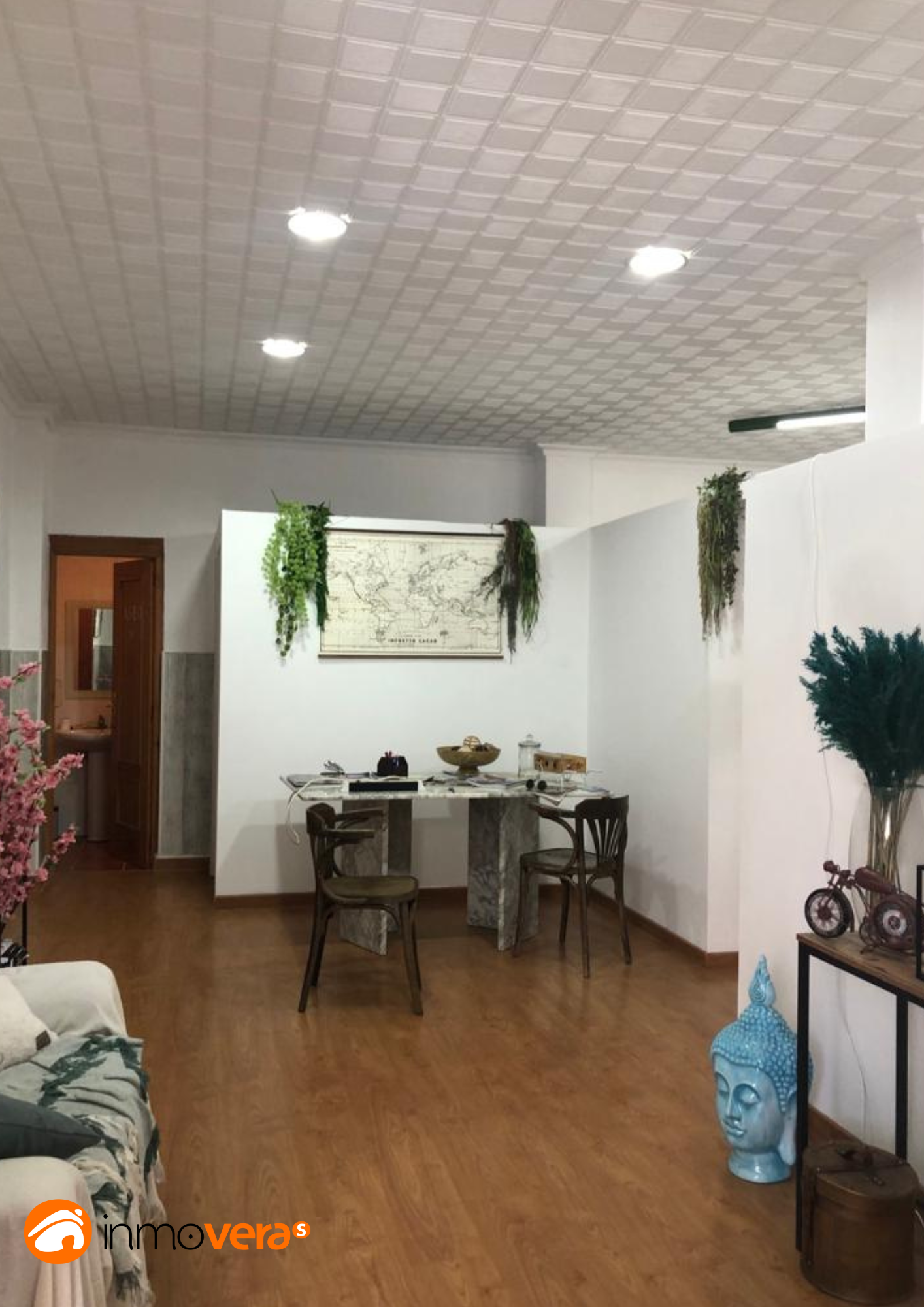 Dining room of Premises for sale in Elda  with Furnished