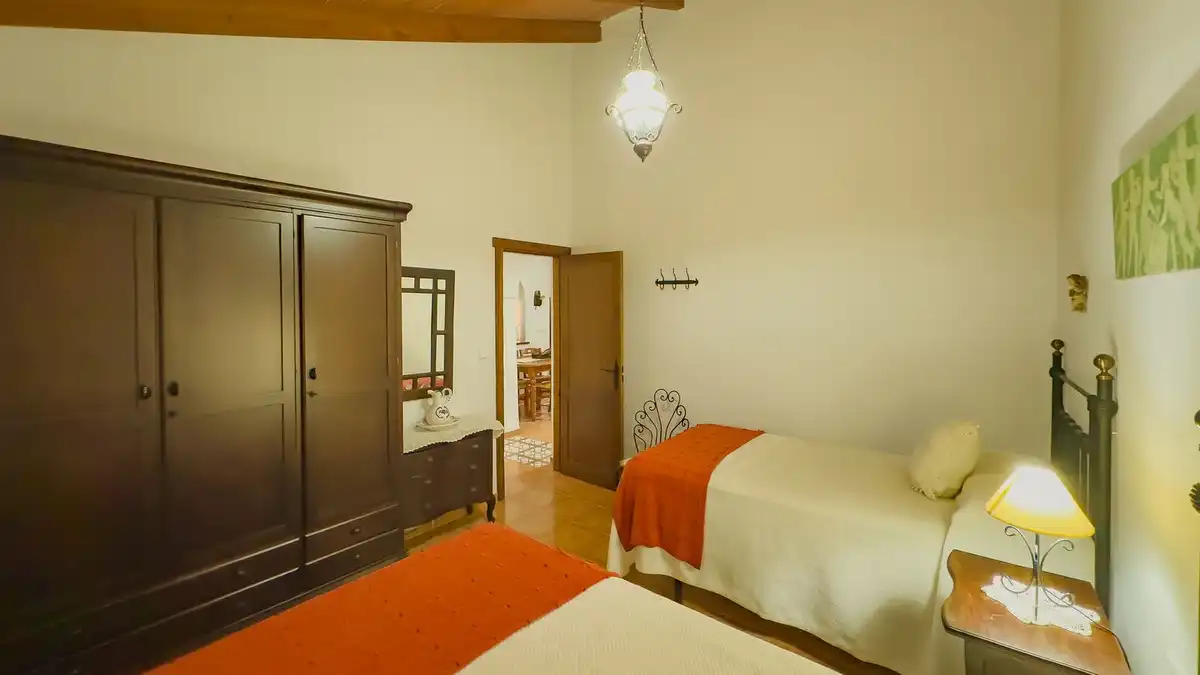 Habitación de Finca rústica en venta en Villanueva de la Concepción con Jardín privado, Terraza y Trastero
