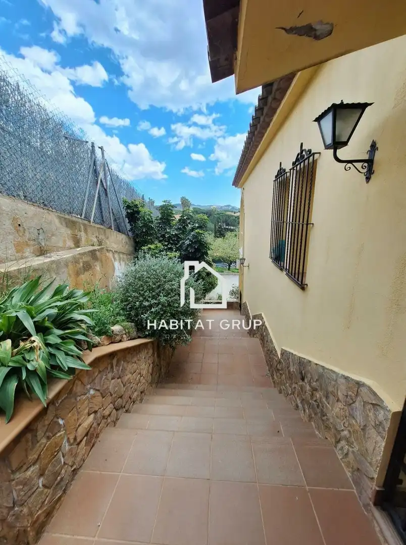 Casa con piscina en venta en Lloret Verd - Els Pinars, imagen 9