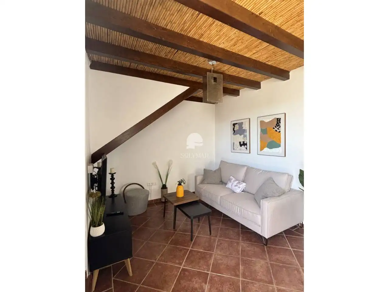 Sala d'estar de Finca rústica de lloguer en Vélez-Málaga amb Aire condicionat, Terrassa i Moblat