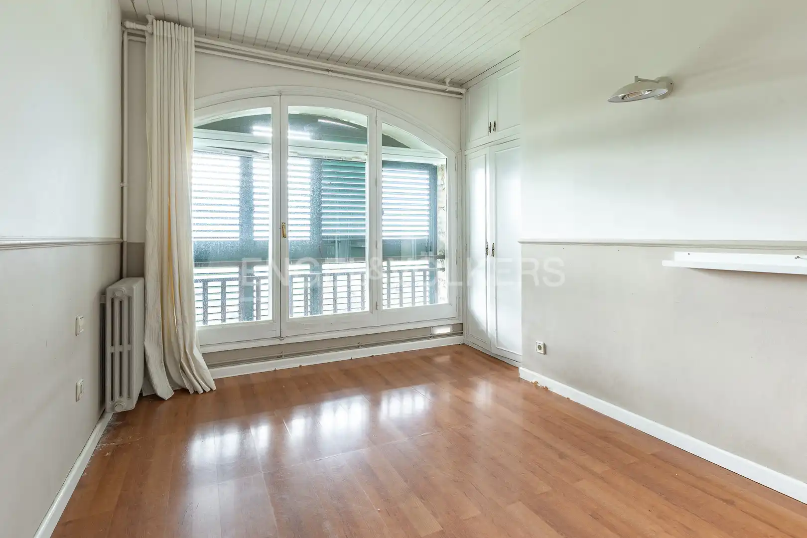Country house zum Verkauf in Cabrera de Mar