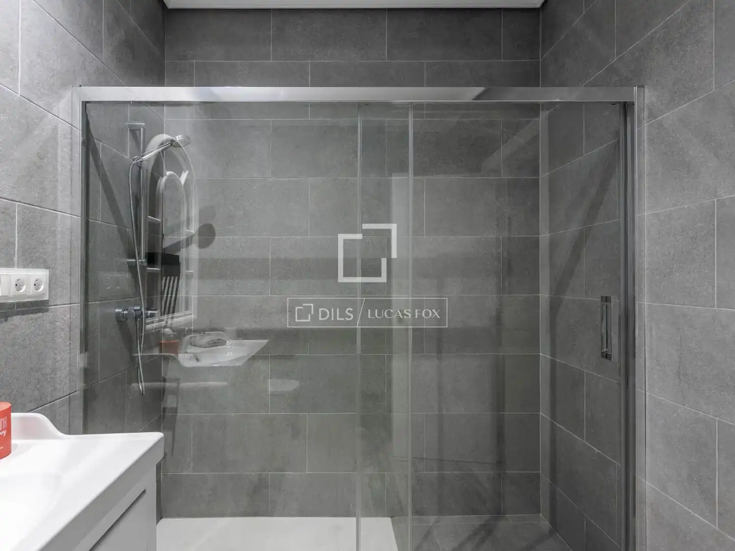 Bathroom of Lofts for rent in Madrid  with Air Conditioner, Heating and Terrace