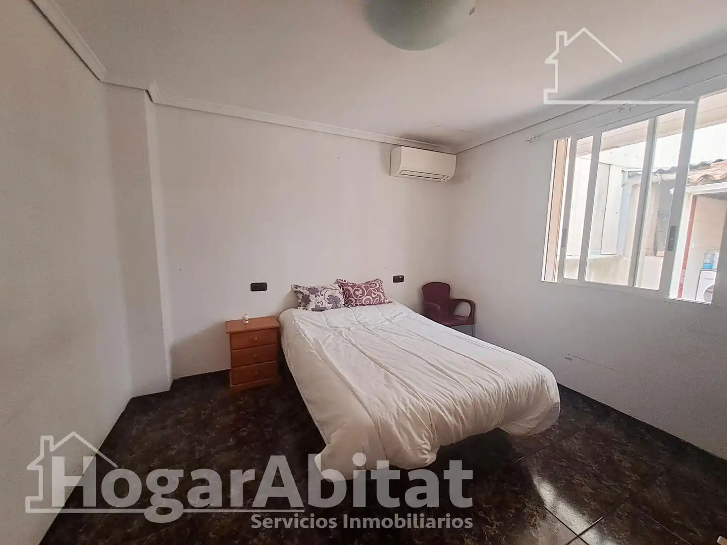 Dormitori de Casa o xalet en venda en Castellón de la Plana / Castelló de la Plana amb Terrassa, Traster i Moblat