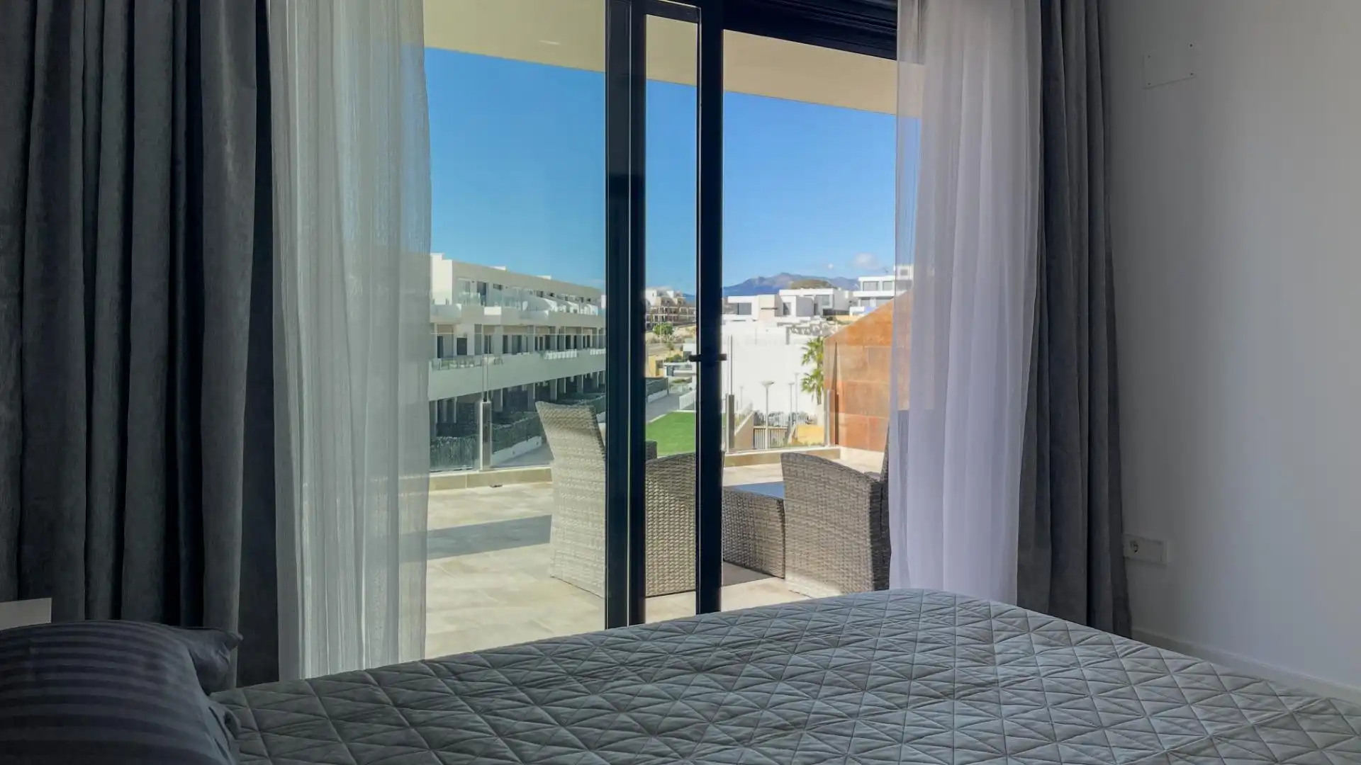 Habitación de Dúplex en venta en Finestrat con Aire acondicionado, Terraza y Amueblado