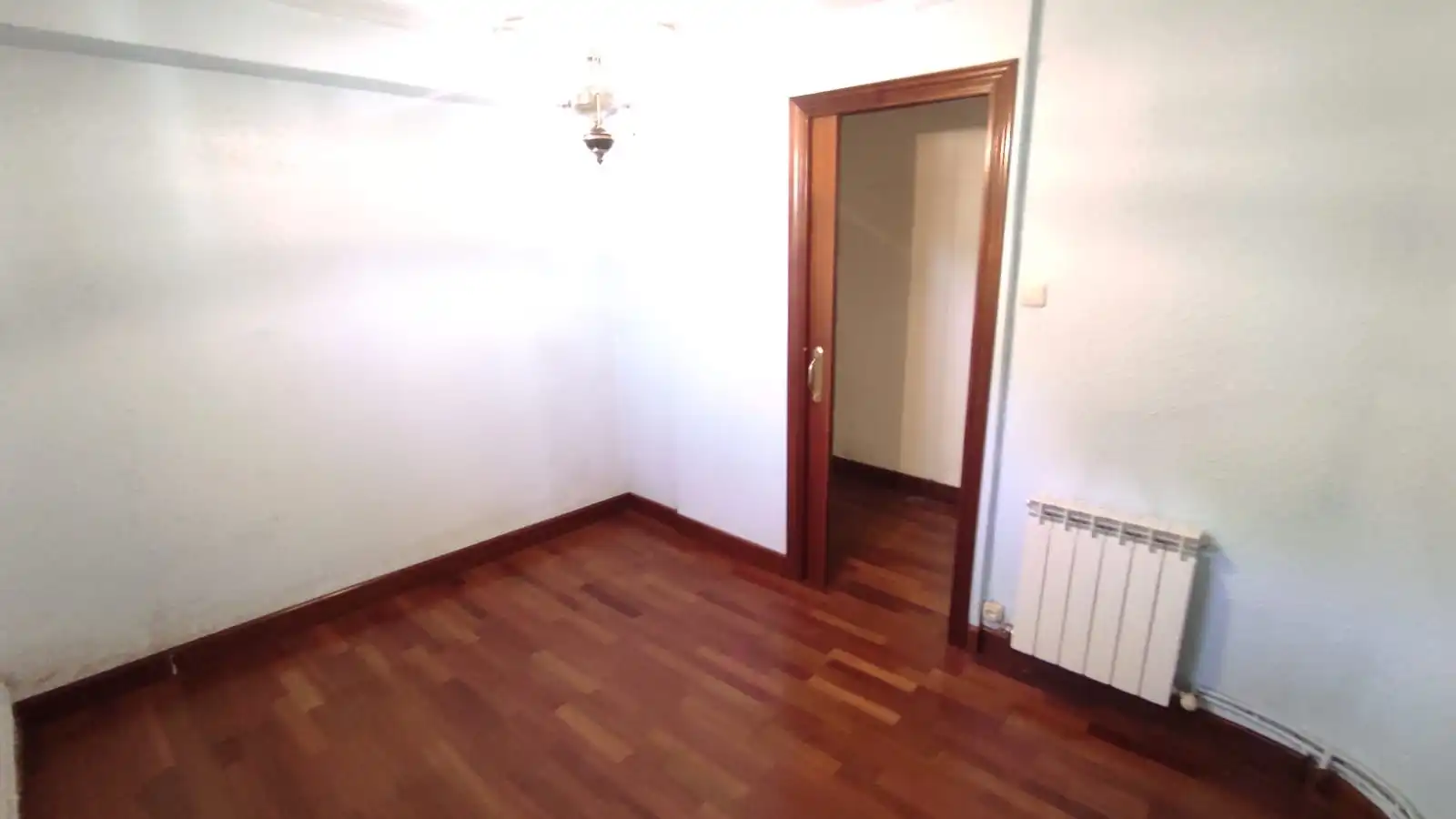 Habitación de Piso en venta en Eibar con Calefacción, Trastero y Horno