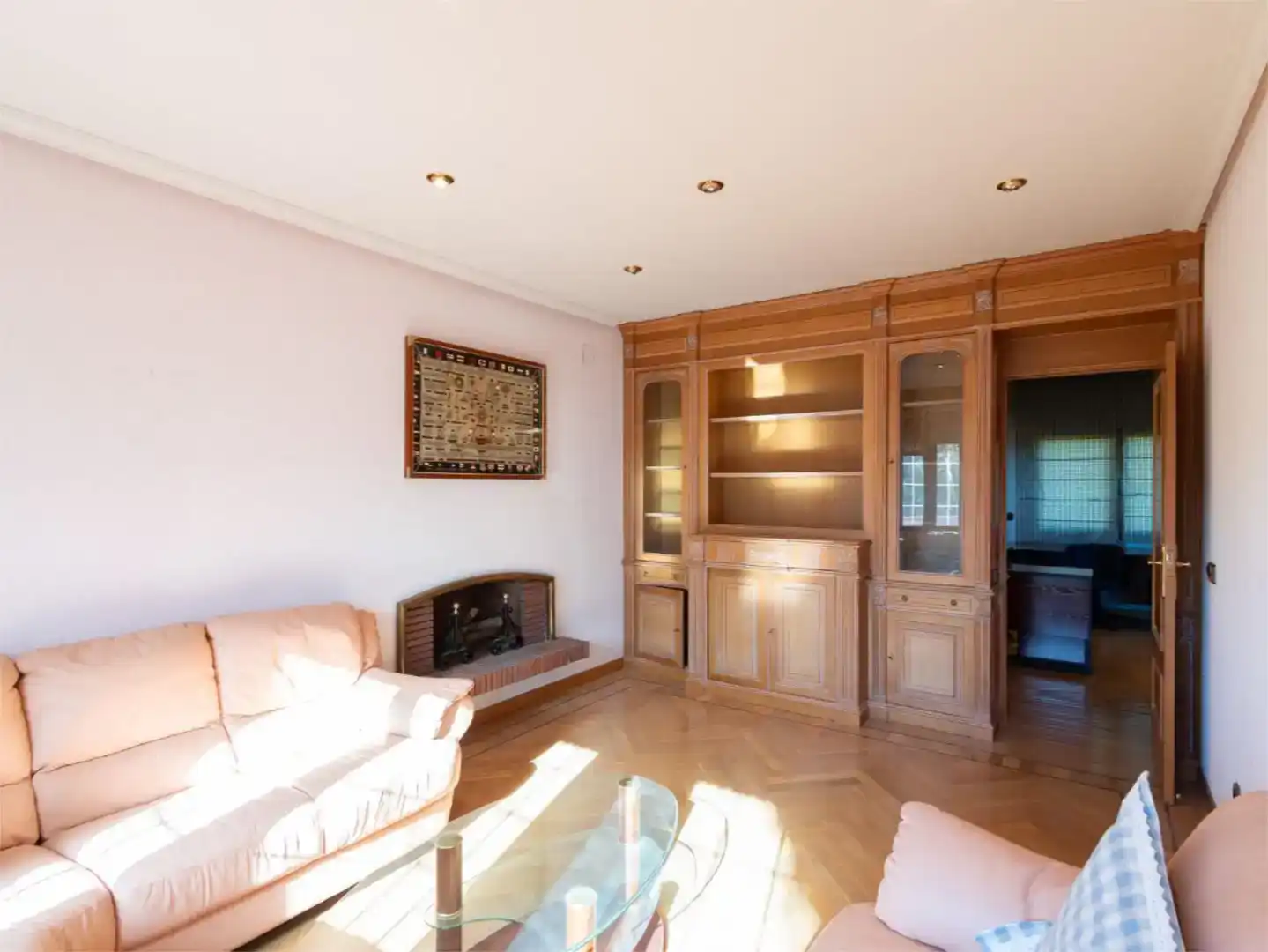 Sala de estar de Casa o chalet en venta en Boadilla del Monte con Aire acondicionado, Piscina y Balcón