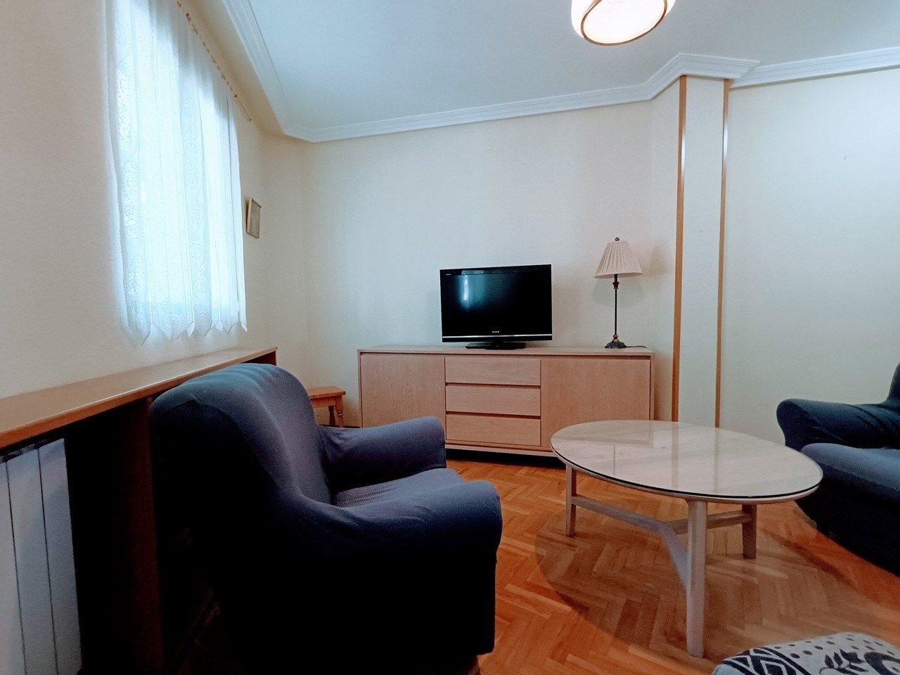 Living room of Flat to rent in Villarejo de Salvanés  with Heating, Parquet flooring and Oven