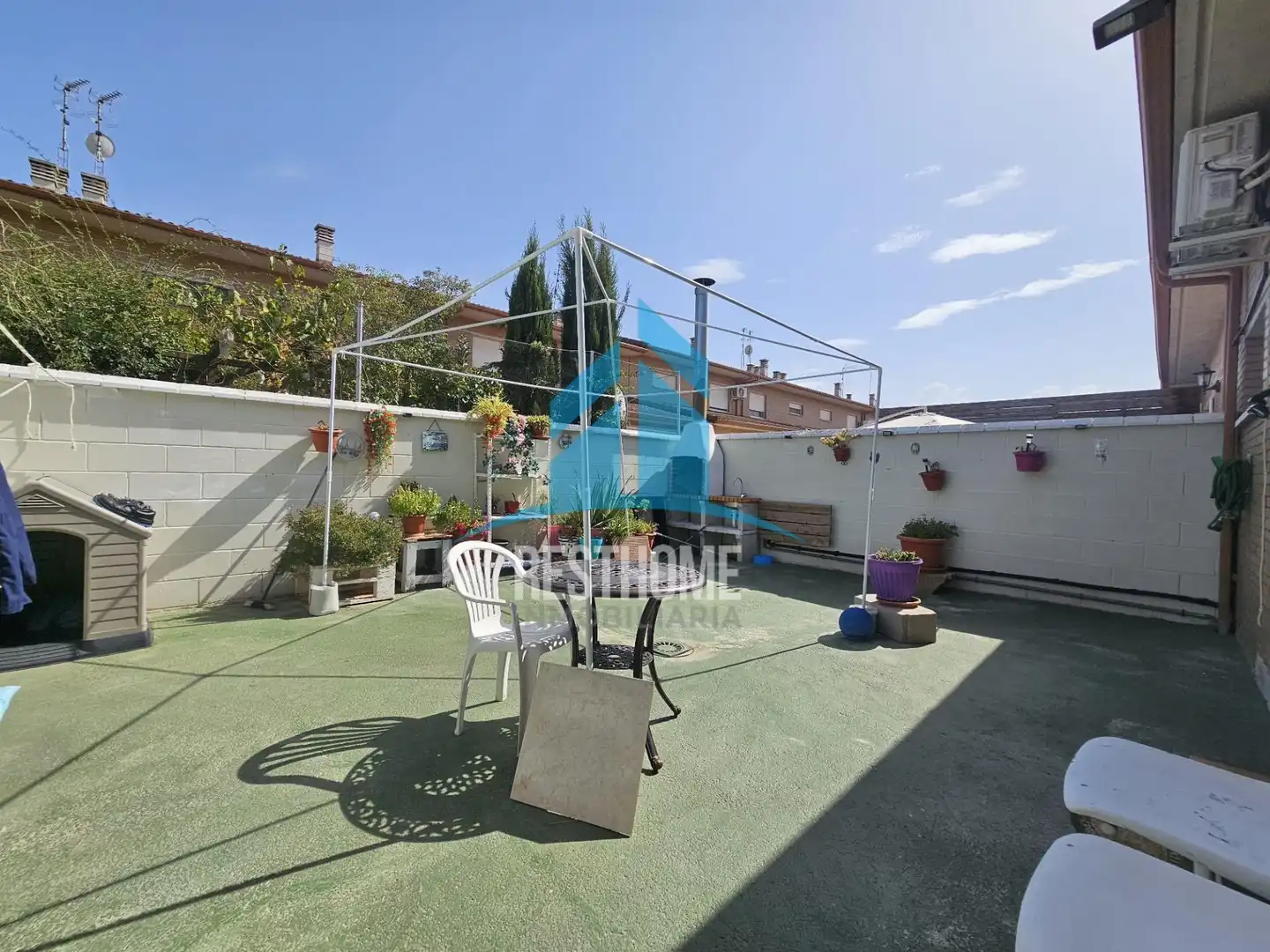 Vista exterior de Casa o chalet en venta en Castejón (Navarra) con Aire acondicionado, Calefacción y Terraza