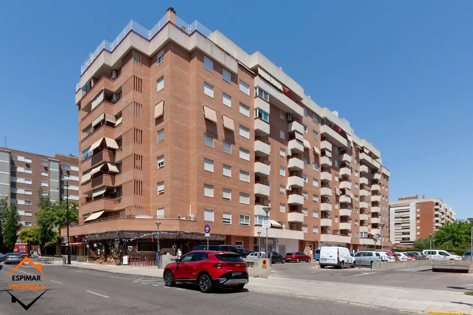 Vista exterior de Pis en venda en Zaragoza amb Terrassa, Traster i Balcó