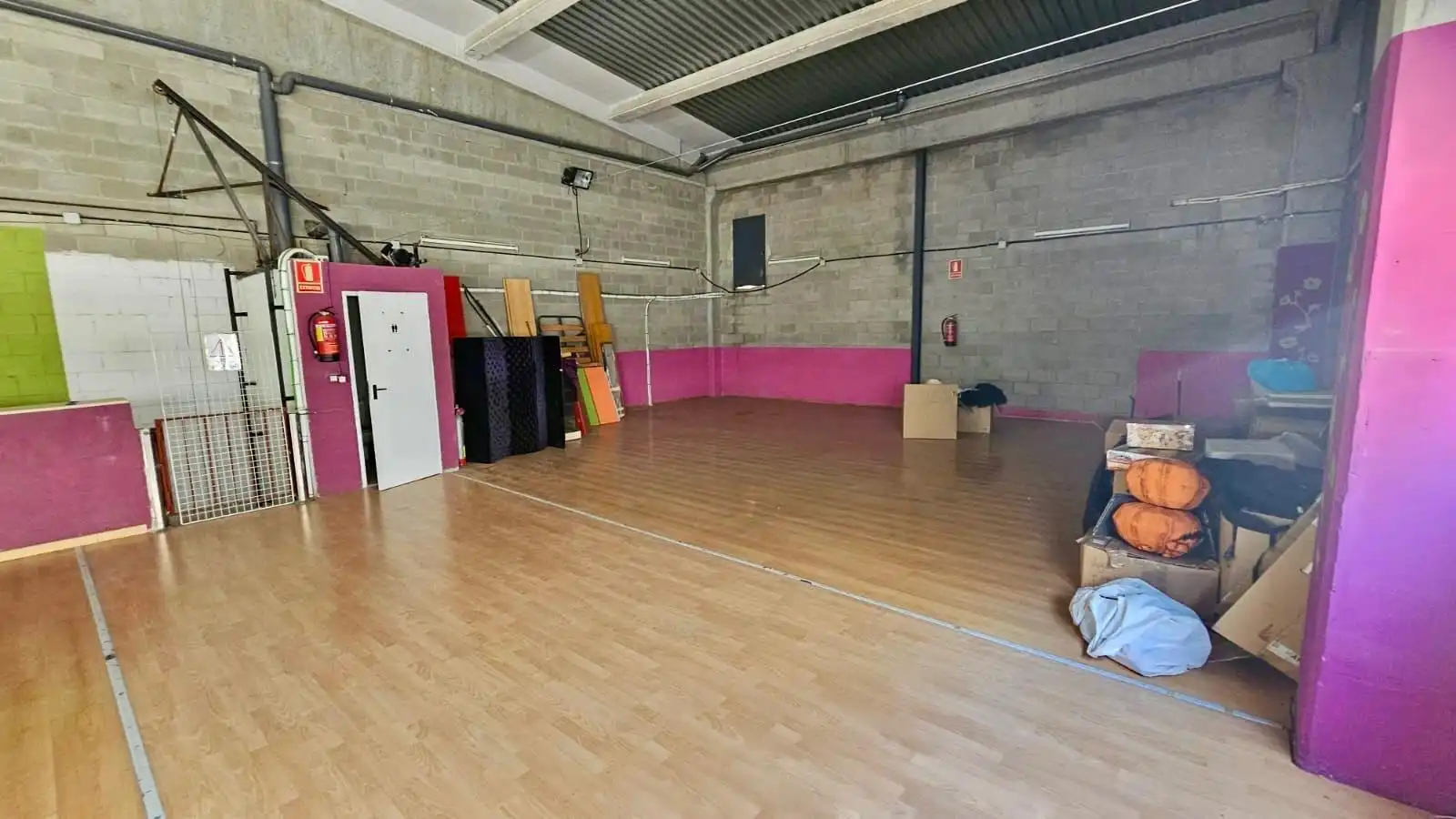 Nave industrial en venta en Montigalà - Sant Crist, imagen 5