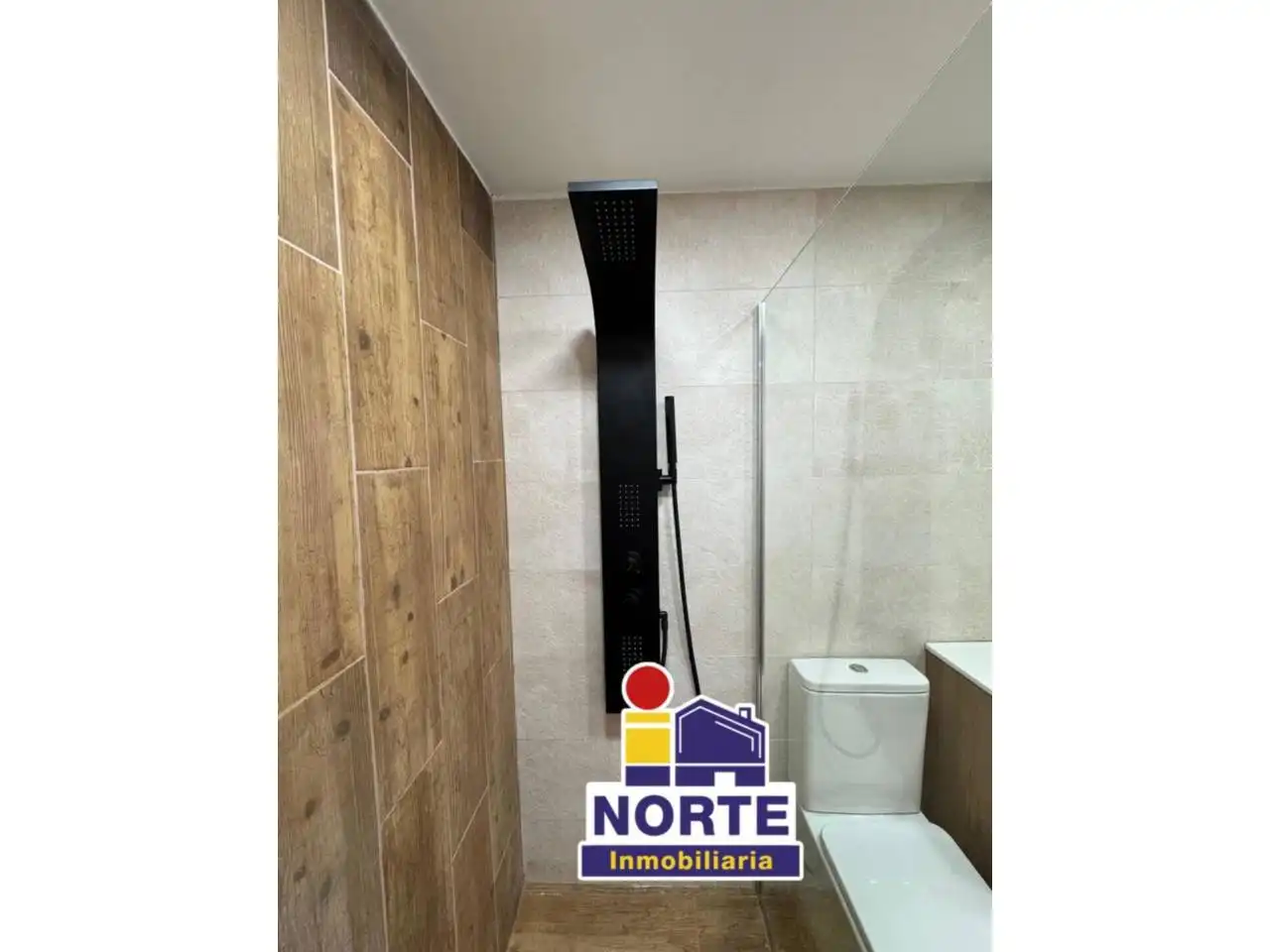 Bany de Àtic en venda en Alcoy / Alcoi amb Terrassa