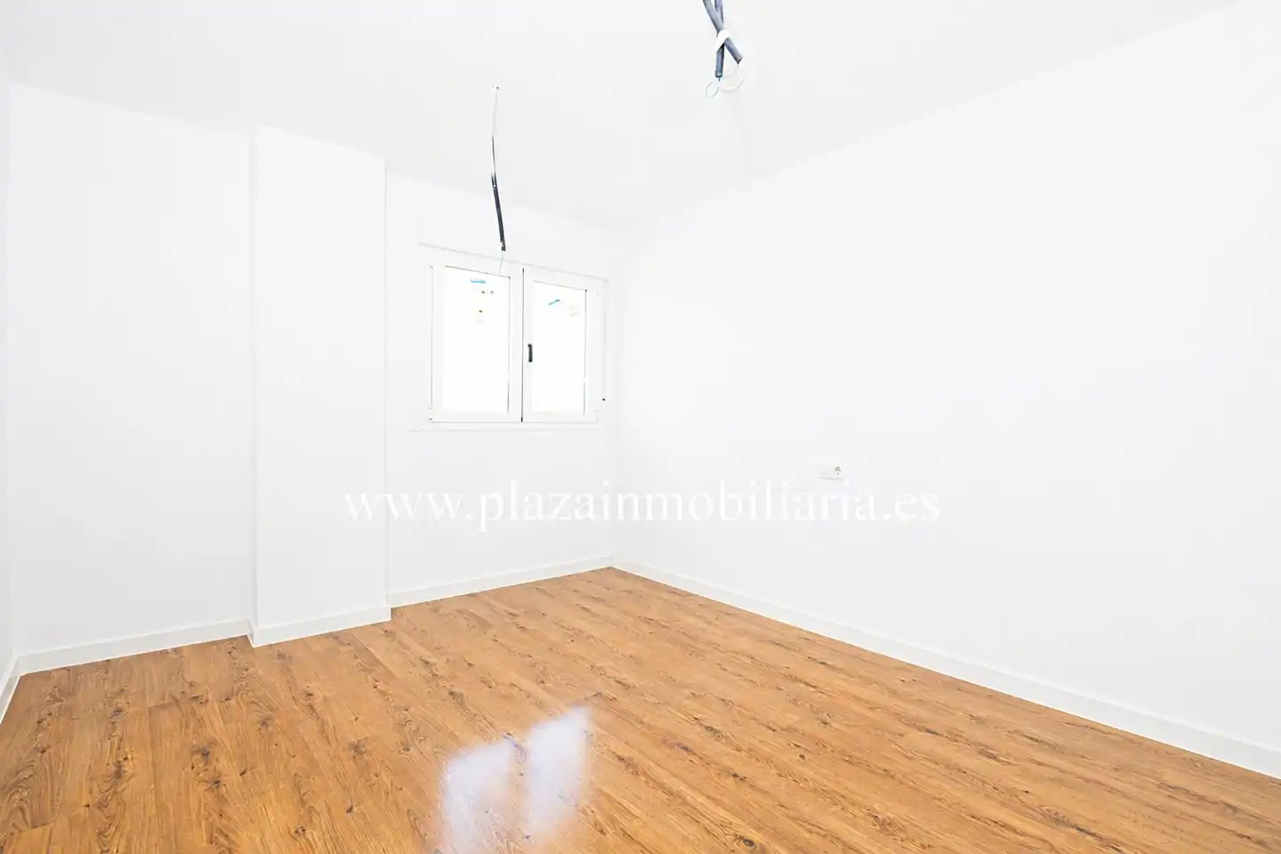 Bedroom of Flat for sale in Lucena  with Parquet flooring, Swimming Pool and Balcony