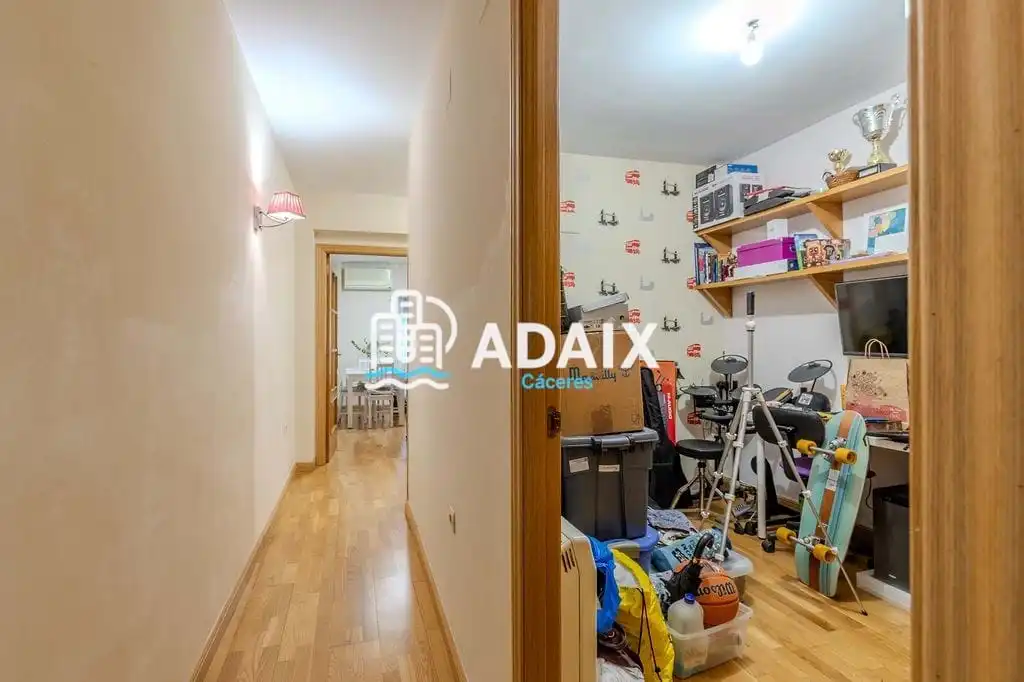 Piso en venta en Cáceres con Aire acondicionado y Calefacción