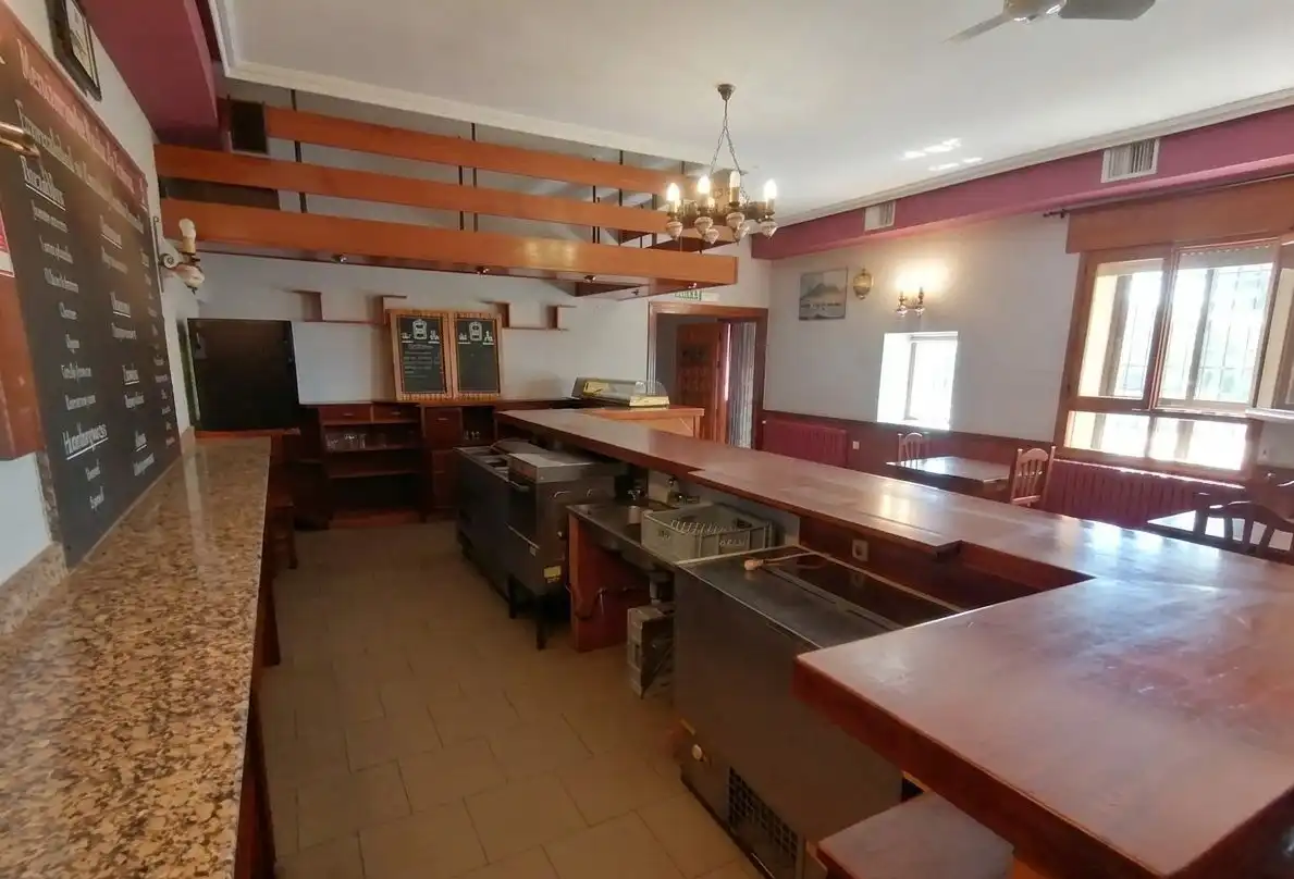 Edificio en venta en Roda de Eresma