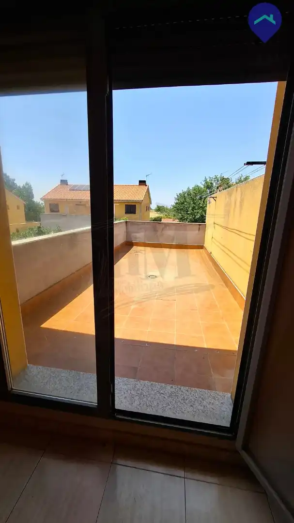 Terrassa de Casa o xalet en venda en Las Ventas de Retamosa amb Calefacció, Jardí privat i Terrassa