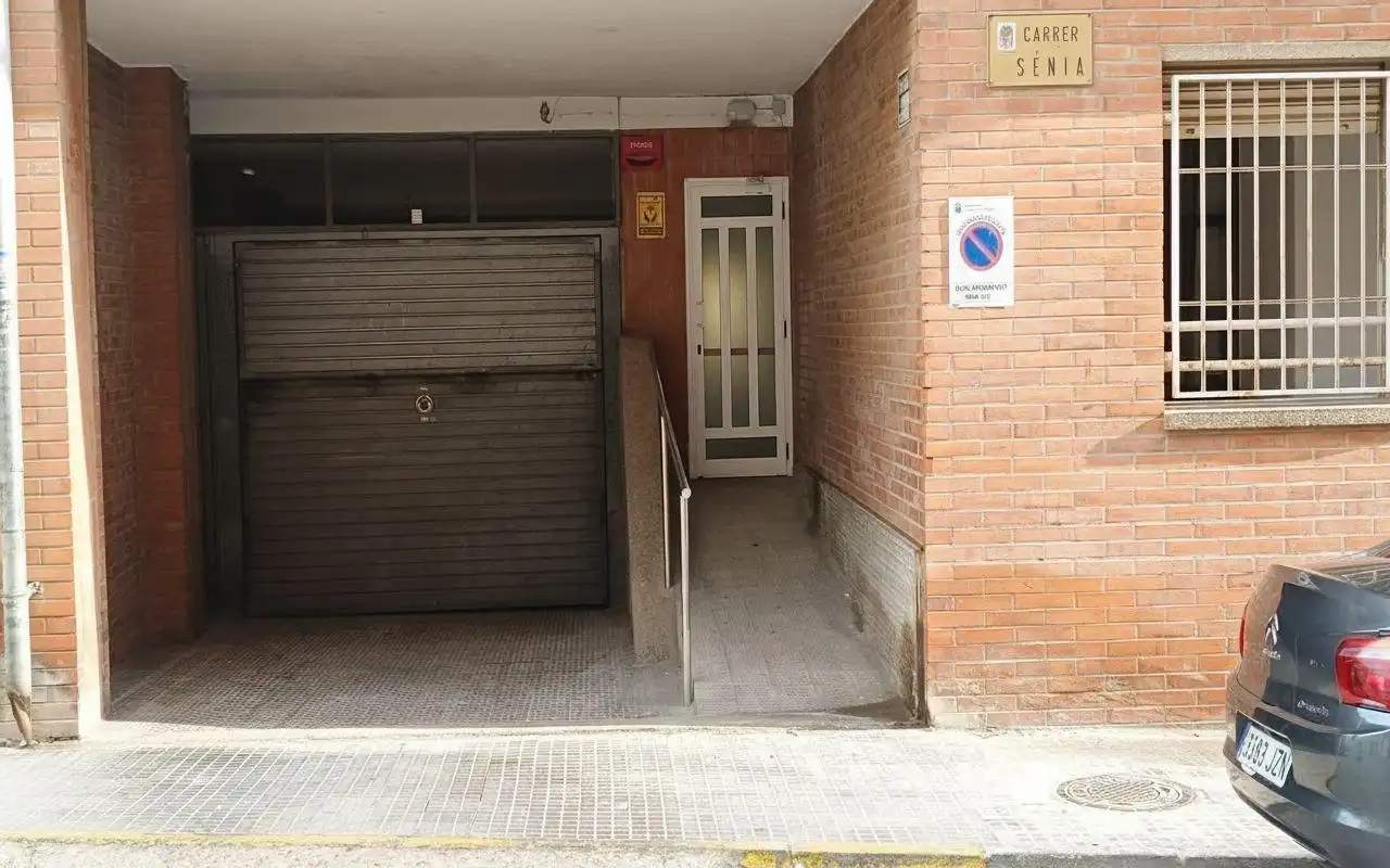 Aparcament de Garatge en venda en La Ràpita