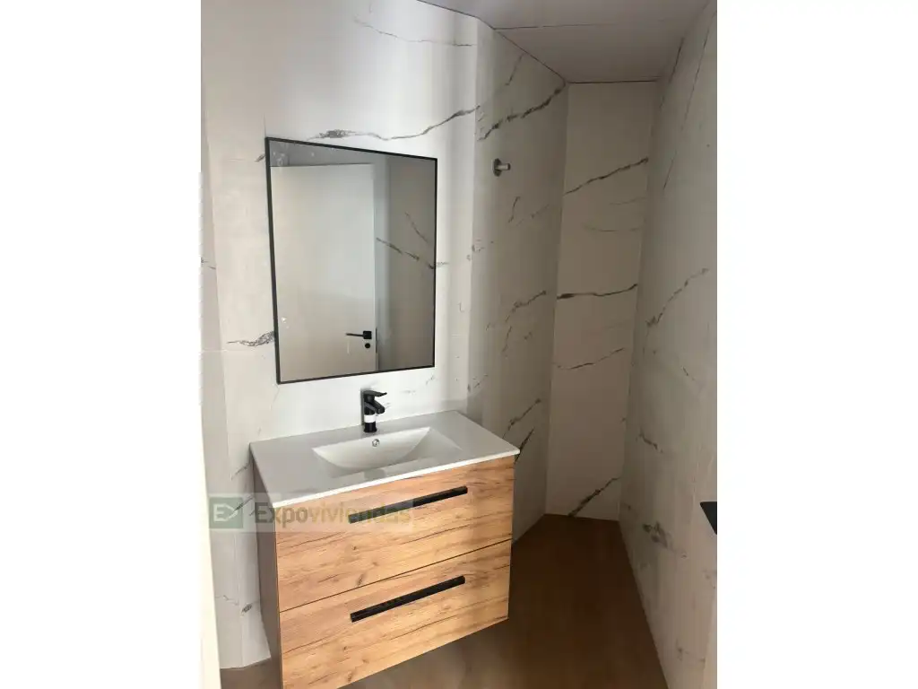 Bathroom of Flat for sale in Murcia