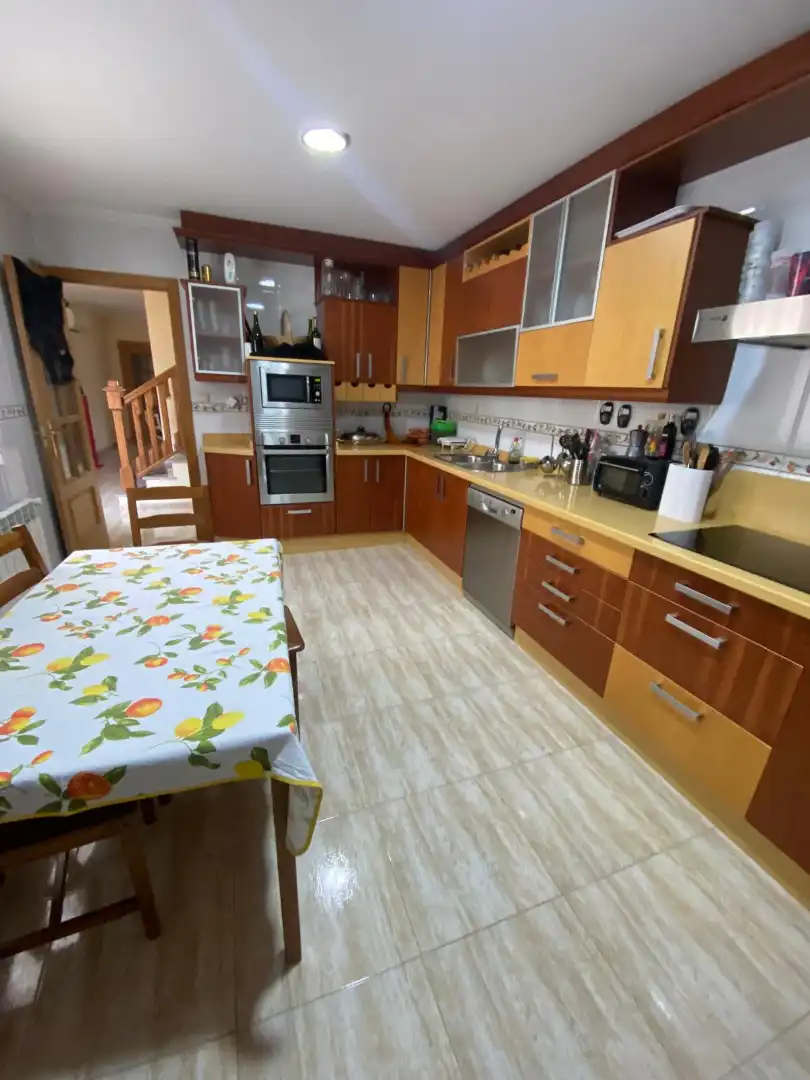 Casa adosada en venta en Calle el Bonillo, Munera