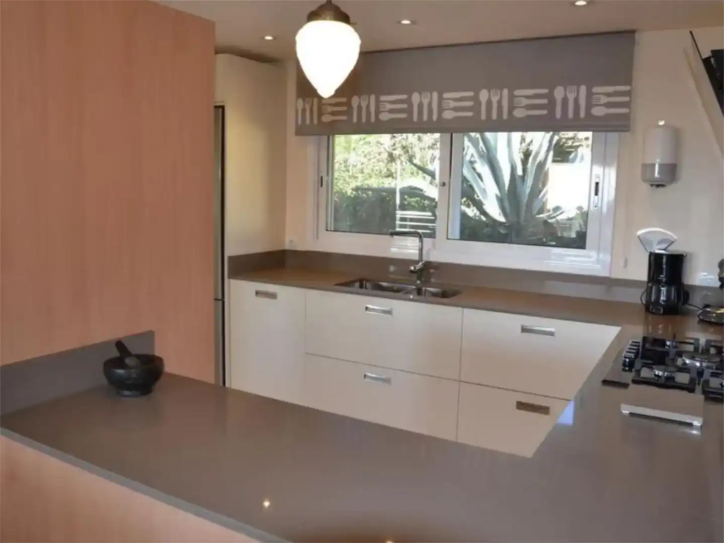 Küche von Country house zur Miete in L'Estartit mit Klimaanlage, Schwimmbad und Balkon