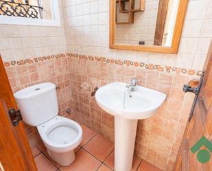 Bathroom of Single-family semi-detached for sale in Algeciras