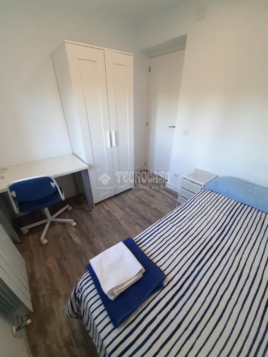 Piso de alquiler en Universidad