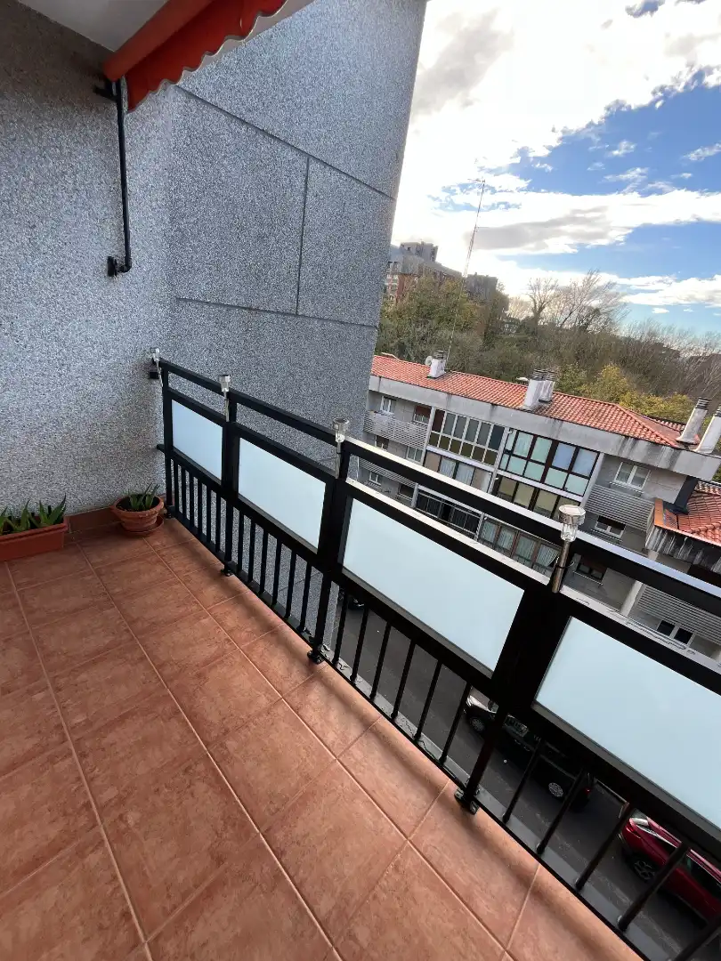 Terrassa de Pis en venda en Donostia - San Sebastián  amb Calefacció, Terrassa i Moblat