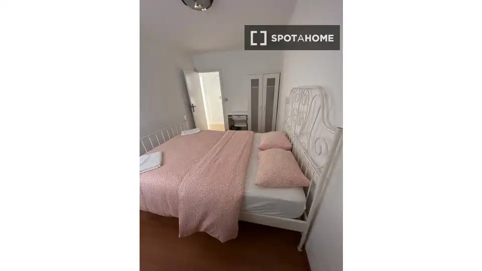 Habitación en Montigalà