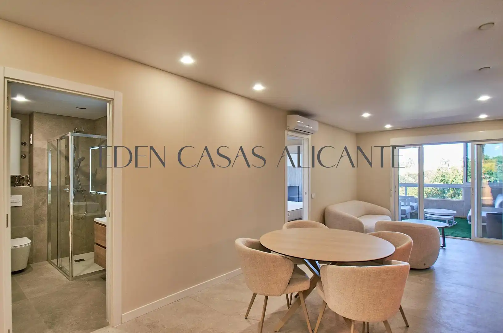 Piso con terraza en venta en Avenida PINTOR FERNANDO SORIA, imagen 6